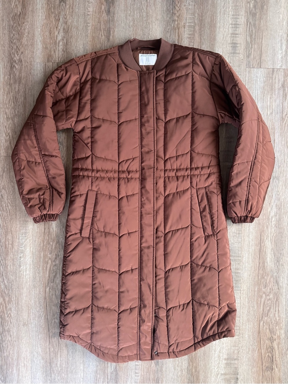 Women’s Quilted Oversized Long Puffer Coat in Rust Brown - size XSmall
